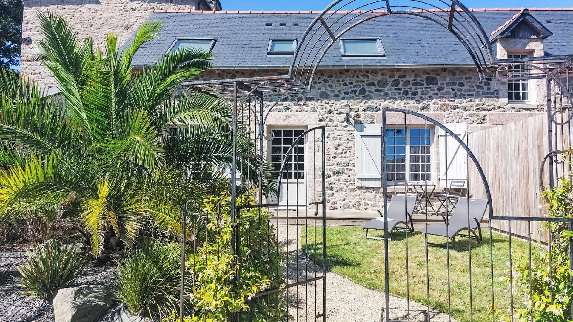 Holiday Home Le Logis De Papeu By Interhome Fréhel 0*,